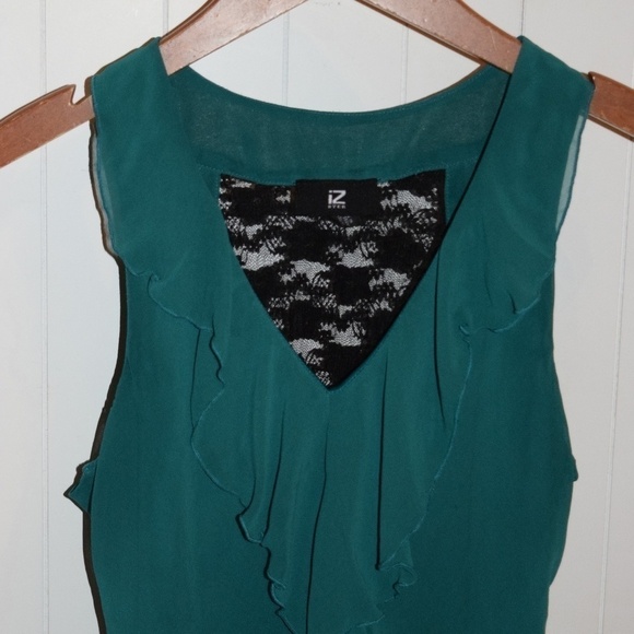 Vintage ruffled blouse - Picture 4 of 5